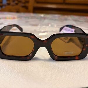 Tortoise Rectangular Sunglasses with Amber Lenses NWT by Universal Thread